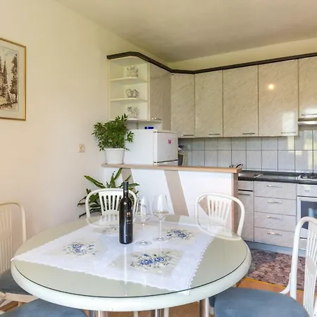 아파트 Apartman Mila 마카르스카