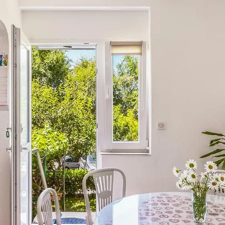 Apartman Mila *